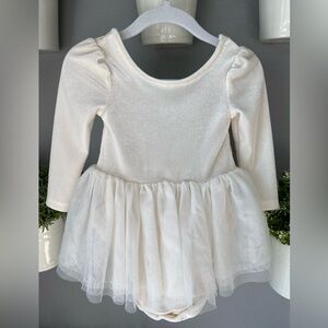 *3/$15*- Baby Gap Off White Dress w/ matching Headband  6-12 Months